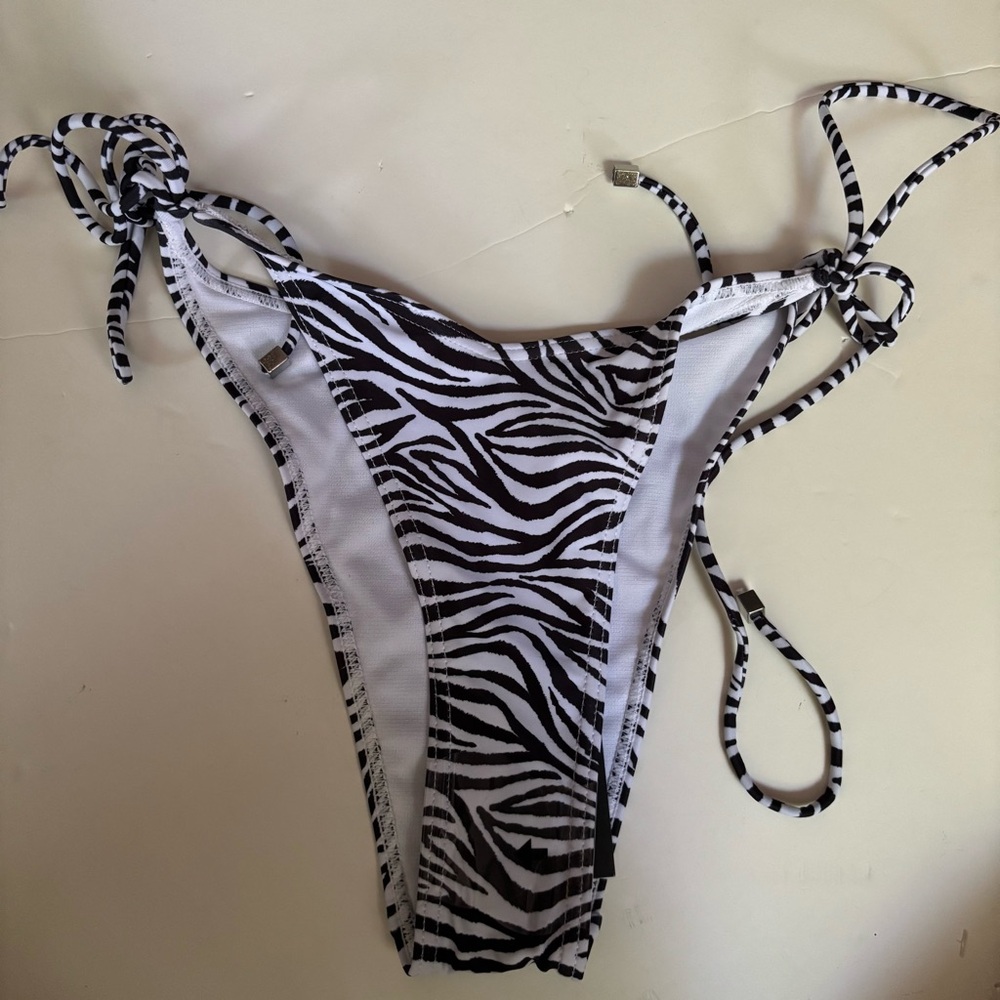 NWT South Beach Zebra print Bikini Bottom